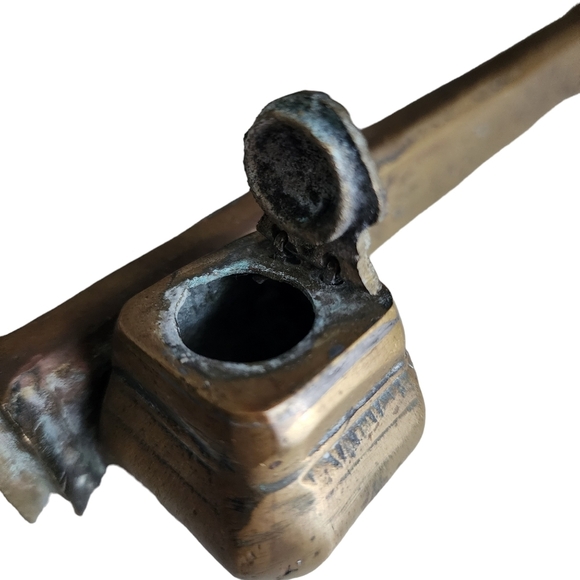 ANTIQUE brass Middle Eastern travlers inkwell and quill case - Picture 2 of 16